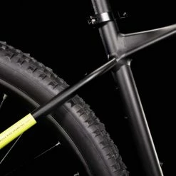 Cube Race ONE Black N Flashyellow VTT Semi-rigide -VTT semi-rigide Remise 511100 Cube Race ONE black n flashyellow 2022 Hardtail Mountainbike 3 1280x1280