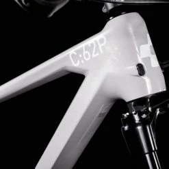 Cube Reaction C:62 Pro Prismagrey N Blue N Red VTT Semi-rigide -VTT semi-rigide Remise 516110 Cube Reaction C 62 Pro prismagrey n blue n red 2022 Hardtail Mountainbike 3 1280x1280