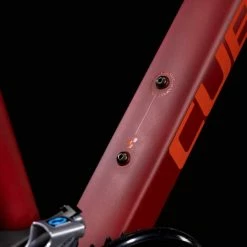 Cube Nature Darkred N Red VTC Homme -VTT semi-rigide Remise 545110 Cube Nature darkred n red 2022 Crossrad Herren 2 1280x1280