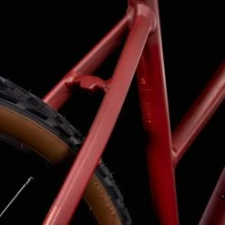 Cube Nature Darkred N Red VTC Homme -VTT semi-rigide Remise 545110 Cube Nature darkred n red 2022 Crossrad Herren 4 1280x1280