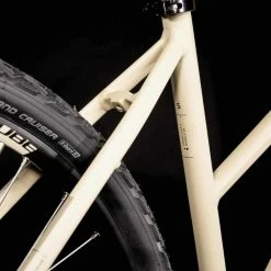 Cube Nature Pro Desert N Black VTC Homme -VTT semi-rigide Remise 545150 Cube Nature Pro desert n black 2022 Crossrad Herren 3 1280x1280 2