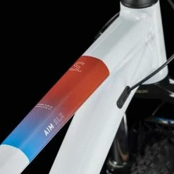 Cube Aim SLX White N Blue N Red VTT Semi-rigide
