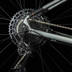 Cube Analog Flashgrey N Red VTT Semi-rigide -VTT semi-rigide Remise 602100 Cube Analog flashgrey n red 2023 Hardtail Mountainbike 5 1280x1280 4