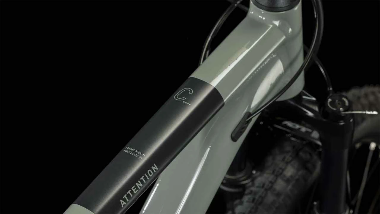 Cube Attention Swampgrey N Black VTT Semi-rigide 2 Cube Attention Swampgrey N Black VTT Semi-rigide – Image 2