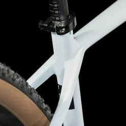 Cube Reaction C:62 Pro White N Blue N Red VTT Semi-rigide -VTT semi-rigide Remise 616110 Cube Reaction C 62 Pro white n blue n red 2023 2iWPxoghopmwx6 1280x1280 2