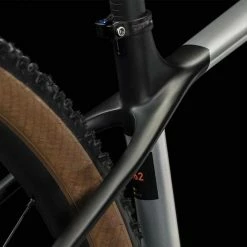 Cube Elite C:62 Pro Silver N Carbon VTT Semi-rigide -VTT semi-rigide Remise 617050 Cube Elite C 62 Pro silver n carbon 2023 Hardtail Mountainbike 4 1280x1280 1