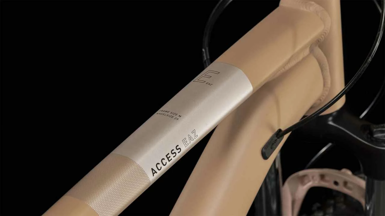 Cube Access WS EAZ Blush N Sliver VTT Semi-rigide Femme 2 Cube Access WS EAZ Blush N Sliver VTT Semi-rigide Femme – Image 2