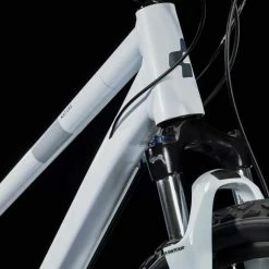 Cube Nature Pro Frostwhite N Grey VTC Femme -VTT semi-rigide Remise 645150Z Cube Nature Pro frostwhite n grey 2023 Crossrad Damen 4 1280x1280