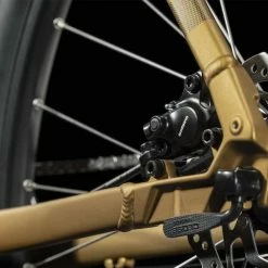 Cube Nature Pro Gold N Black VTC Homme -VTT semi-rigide Remise 645160 Cube Nature Pro gold n black 2023 Crossrad Herren 3 1280x1280 3