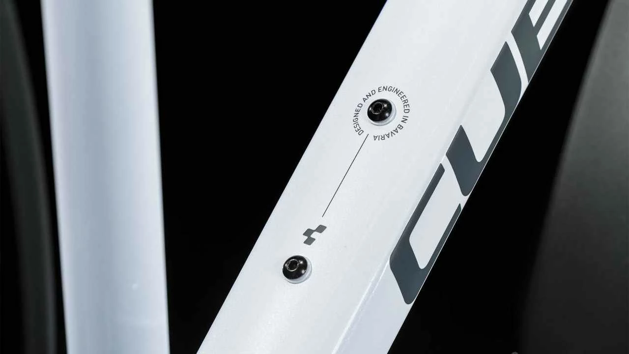 Cube Nature Pro Allroad Frostwhite N Grey VTC Femme 6 Cube Nature Pro Allroad Frostwhite N Grey VTC Femme – Image 6