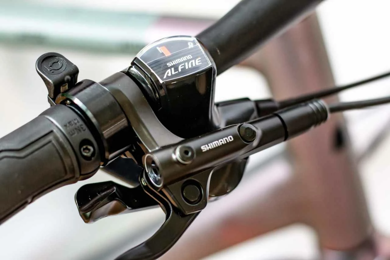 Cube Hyde Race Galactic N Black Vélo Fitness Homme 2 Cube Hyde Race Galactic N Black Vélo Fitness Homme – Image 2