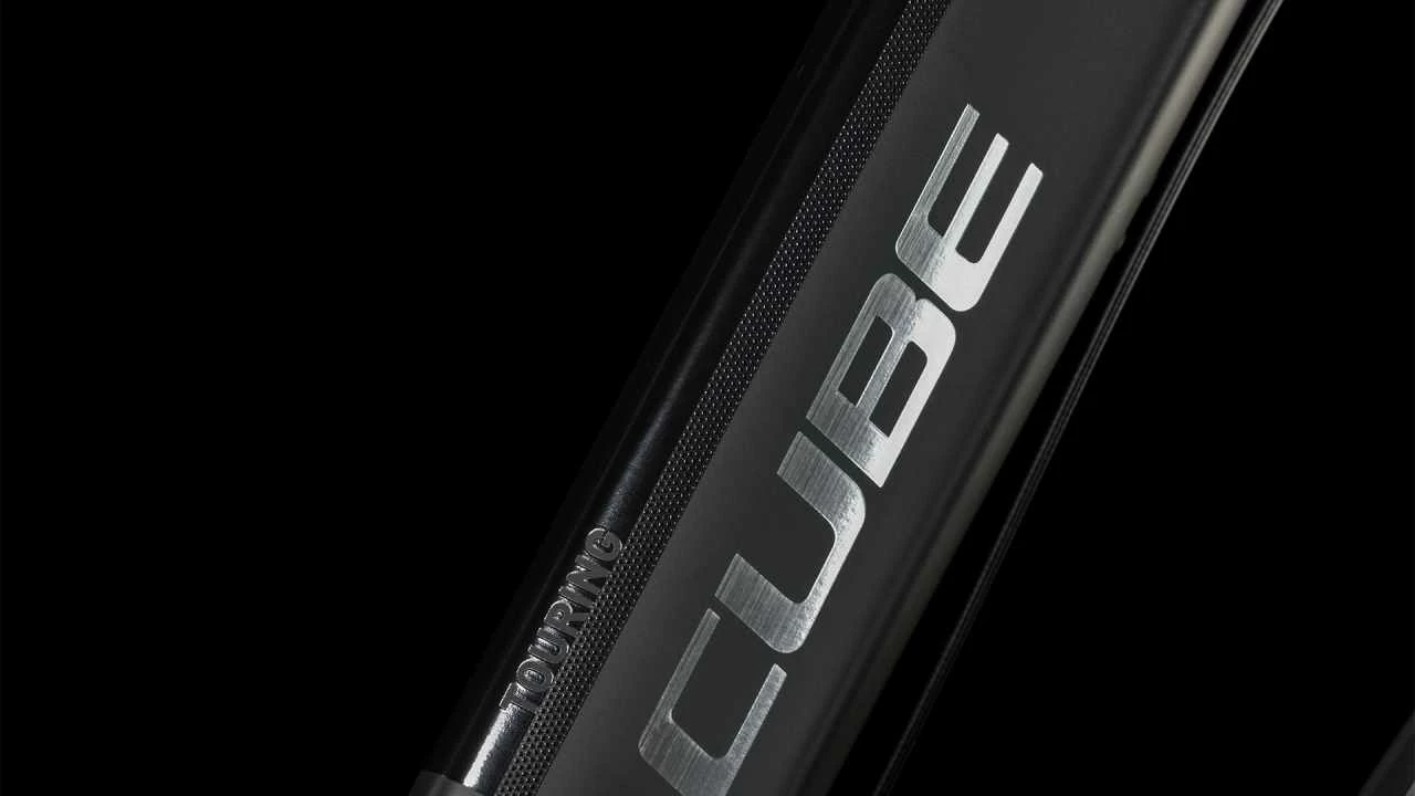 Cube Touring Black N Metal Vélo Trekking Col De Cygne 2 Cube Touring Black N Metal Vélo Trekking Col De Cygne – Image 2