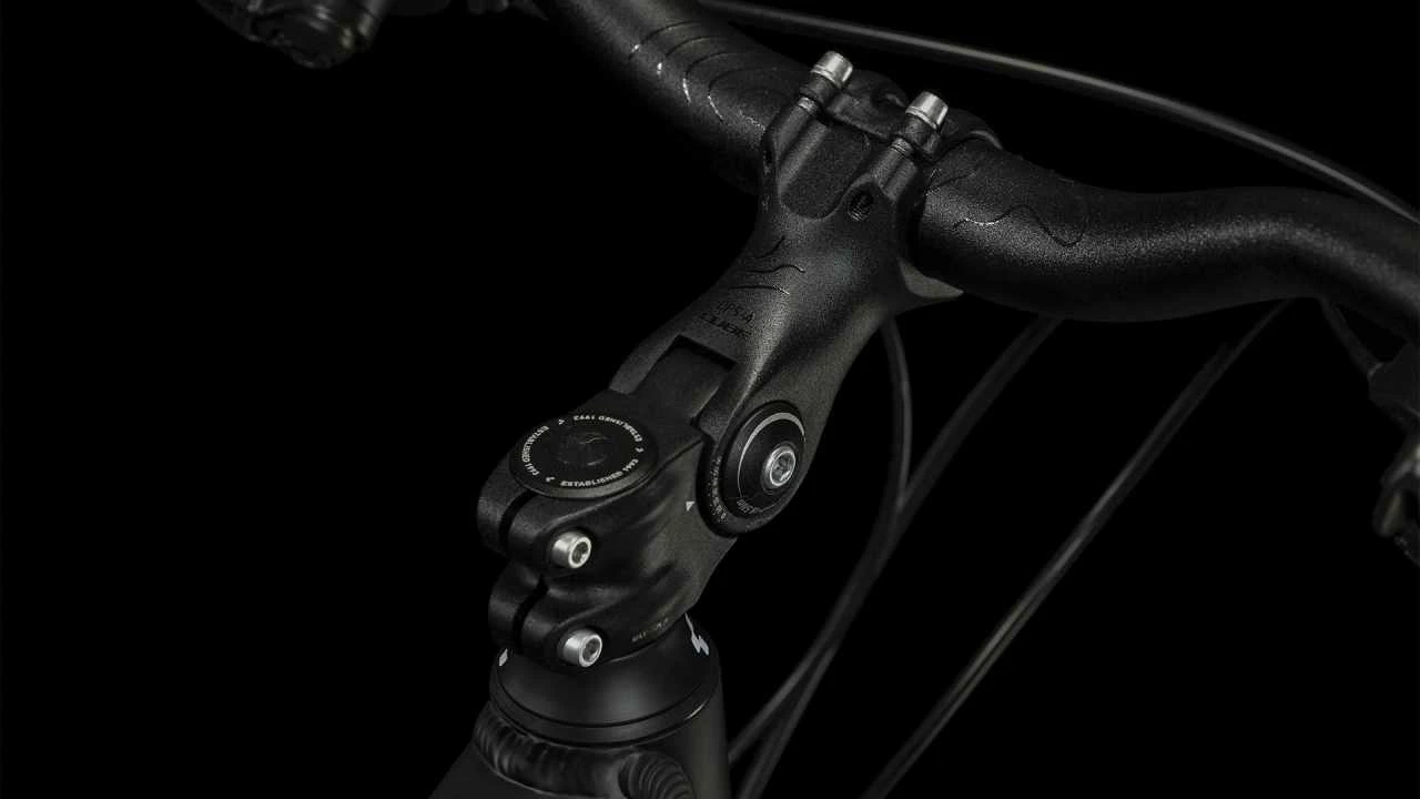 Cube Touring Black N Metal Vélo Trekking Col De Cygne 4 Cube Touring Black N Metal Vélo Trekking Col De Cygne – Image 4