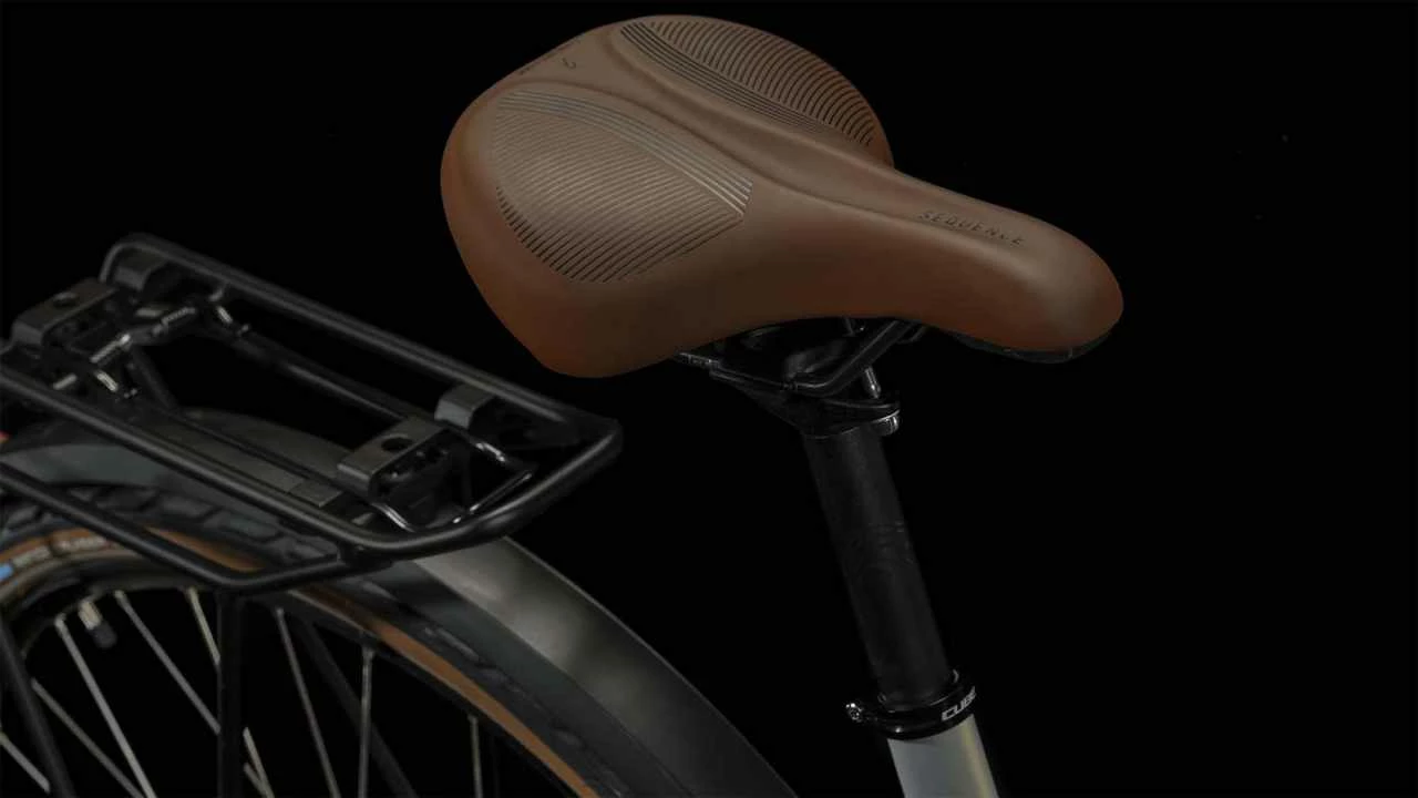 Cube Touring Pro Pearlysilver N Black Vélo Trekking Col De Cygne 5 Cube Touring Pro Pearlysilver N Black Vélo Trekking Col De Cygne – Image 5