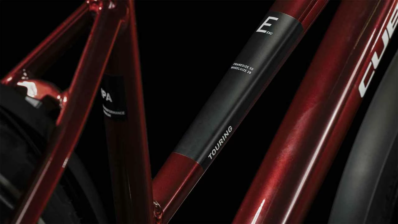 Cube Touring EXC Red N White Vélo Trekking Femme 2 Cube Touring EXC Red N White Vélo Trekking Femme – Image 2