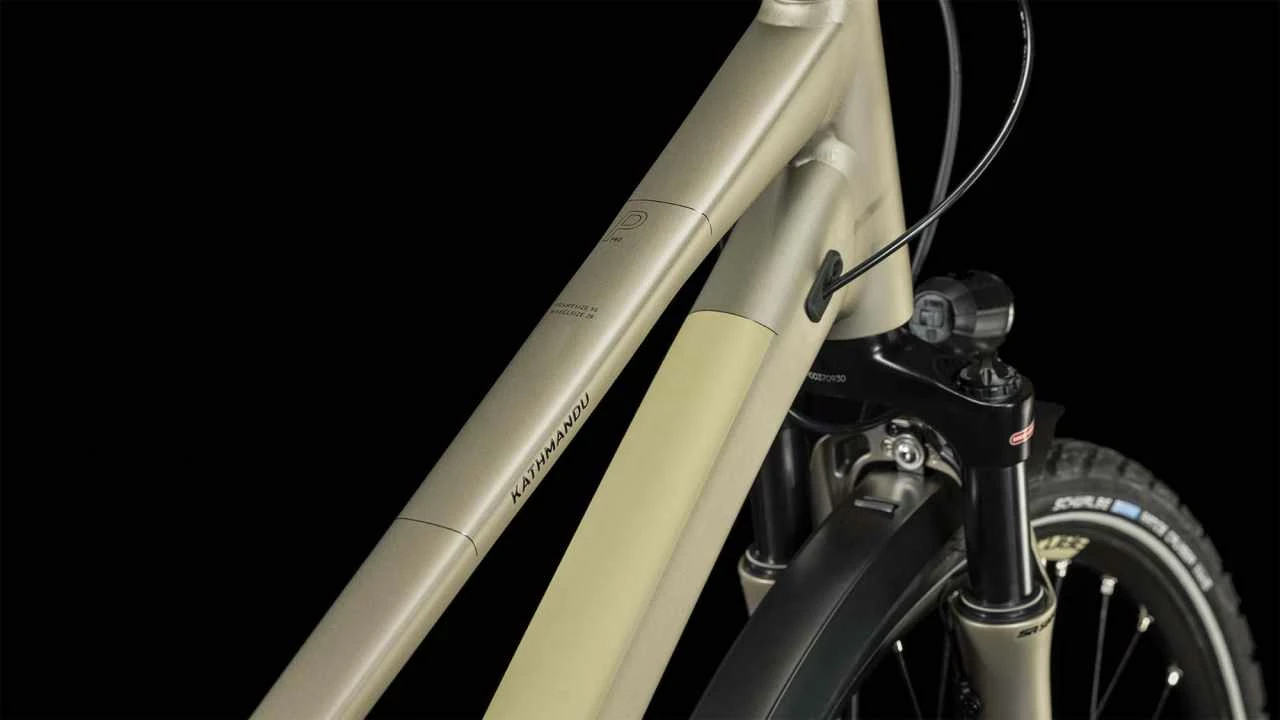 Cube Kathmandu Pro Flashstone N Black Vélo Trekking Femme 2 Cube Kathmandu Pro Flashstone N Black Vélo Trekking Femme – Image 2