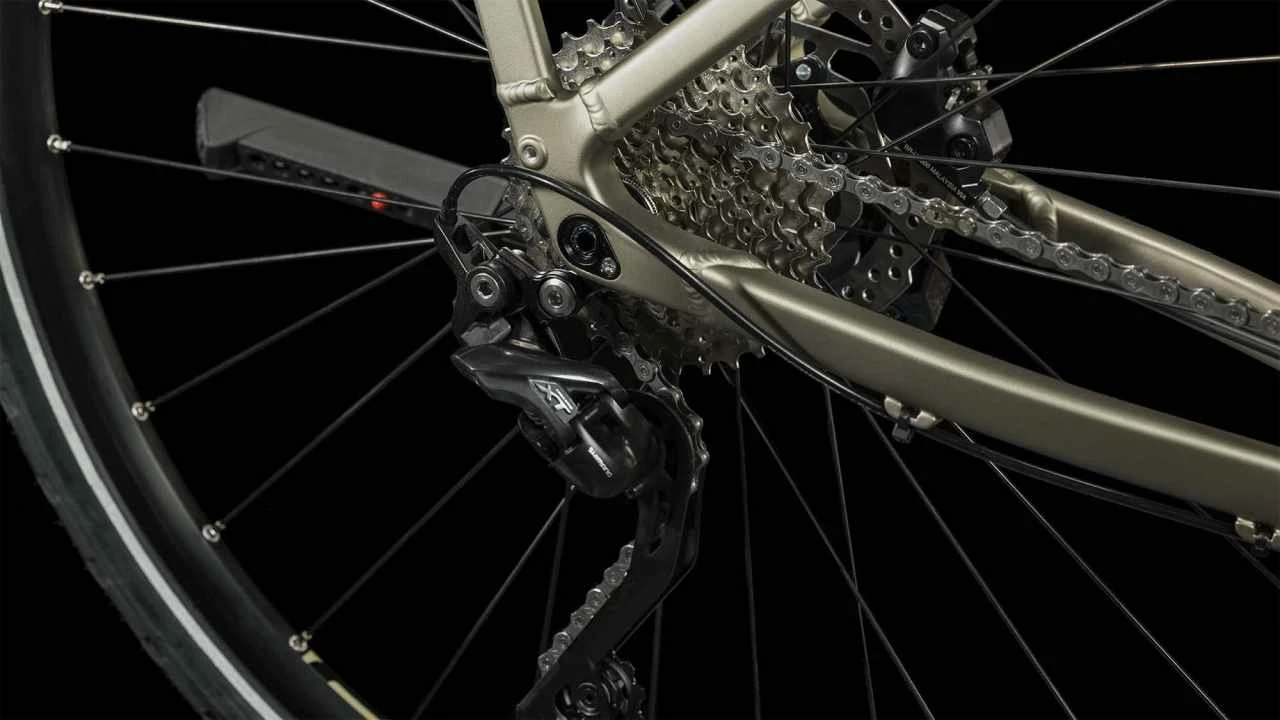 Cube Kathmandu Pro Flashstone N Black Vélo Trekking Femme 4 Cube Kathmandu Pro Flashstone N Black Vélo Trekking Femme – Image 4