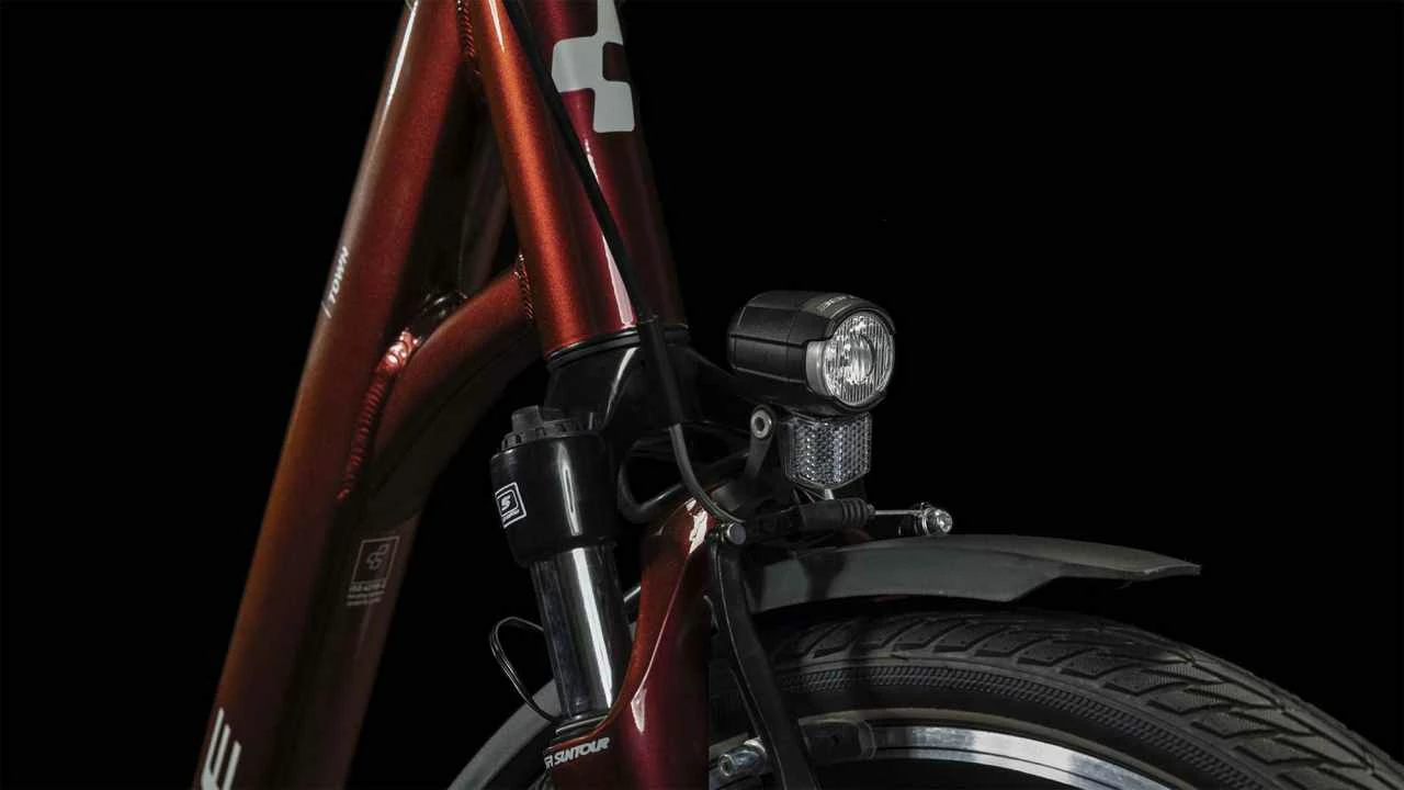 Cube Town Red N Grey Vélo Trekking Col De Cygne 4 Cube Town Red N Grey Vélo Trekking Col De Cygne – Image 4