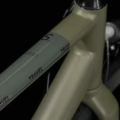 VTT semi-rigide Remise -VTT semi-rigide Remise 650600 Cube Travel SLX olive n black 2023 Trekkingrad Herren 1 1280x1280 4