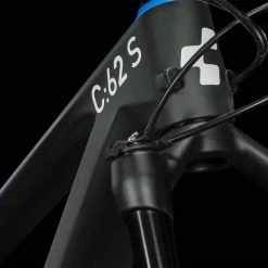 Cube Elite C:62 SLX Rookie Carbon N Blue N Red Vélo Juvénile -VTT semi-rigide Remise 659150 Cube Elite C 62 SLX Rookie carbon n blue n red 2023 Jugendfahrrad 5 1280x1280 1