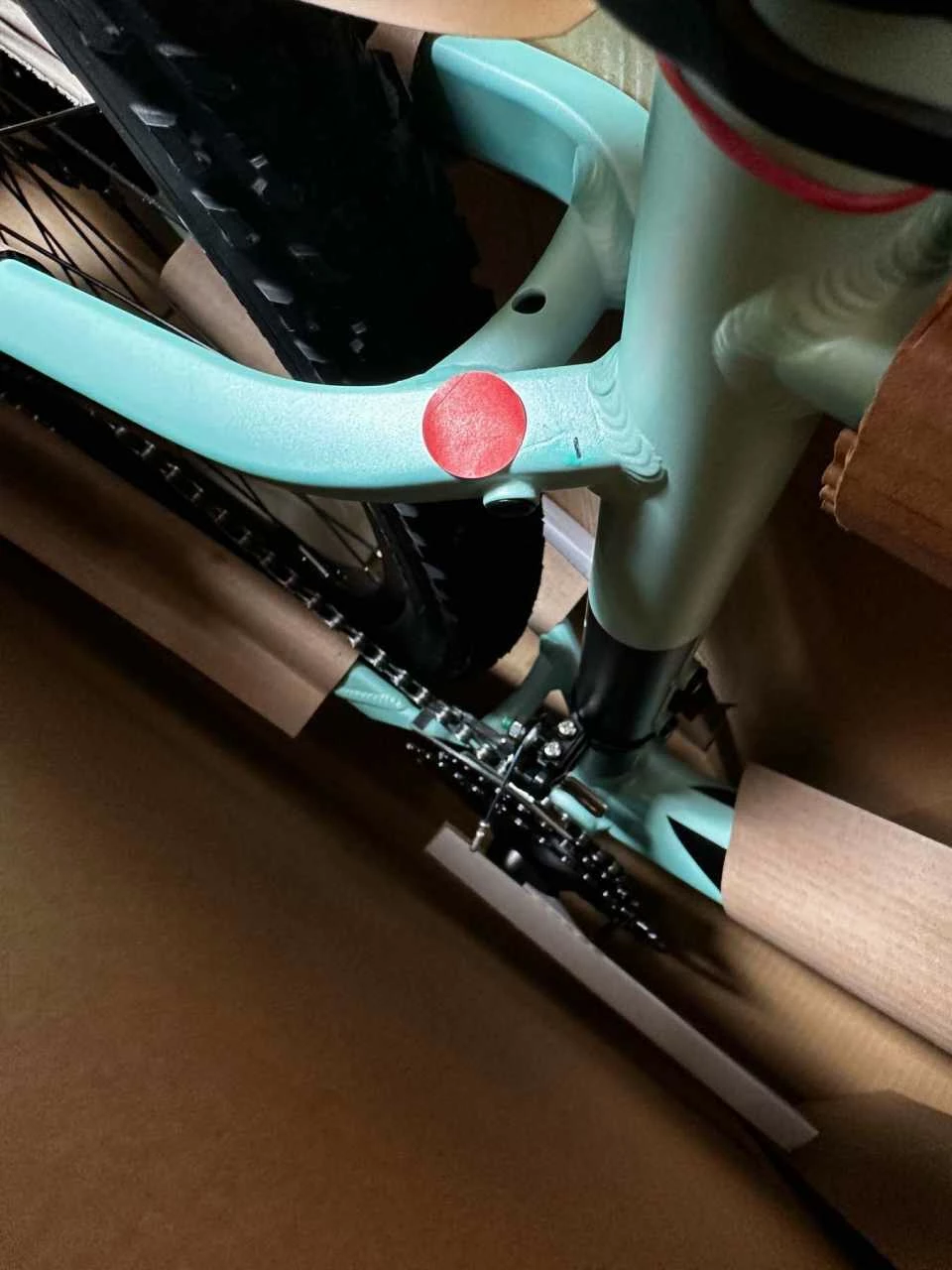 Ghost Kato 29 AL Light Mint Pearl / Black Matt VTT Semi-rigide Peinture Endommagée 2 Ghost Kato 29 AL Light Mint Pearl / Black Matt VTT Semi-rigide Peinture Endommagée – Image 2